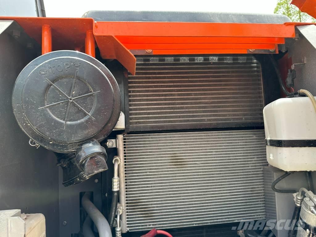 Hitachi ZX 130 K Гусеничные экскаваторы