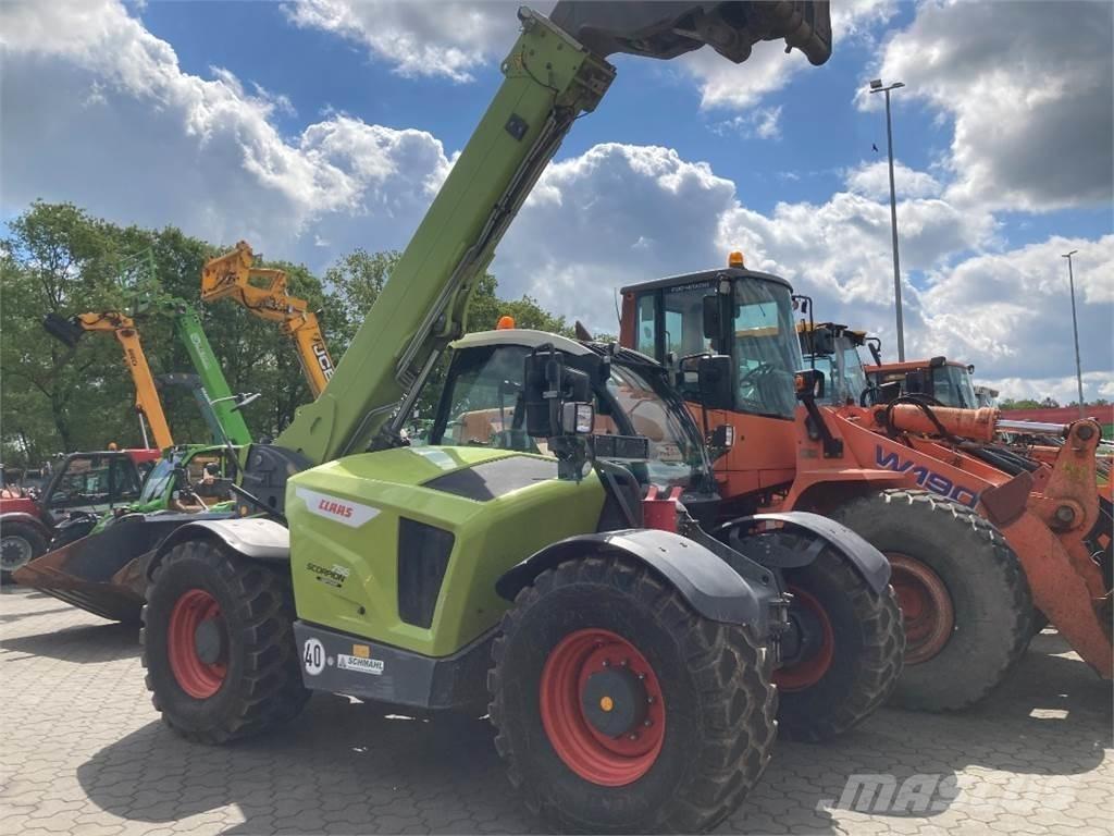 CLAAS Scorpion 756 Трактора