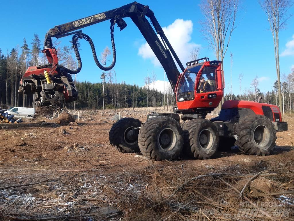 Komatsu 951 Харвестеры