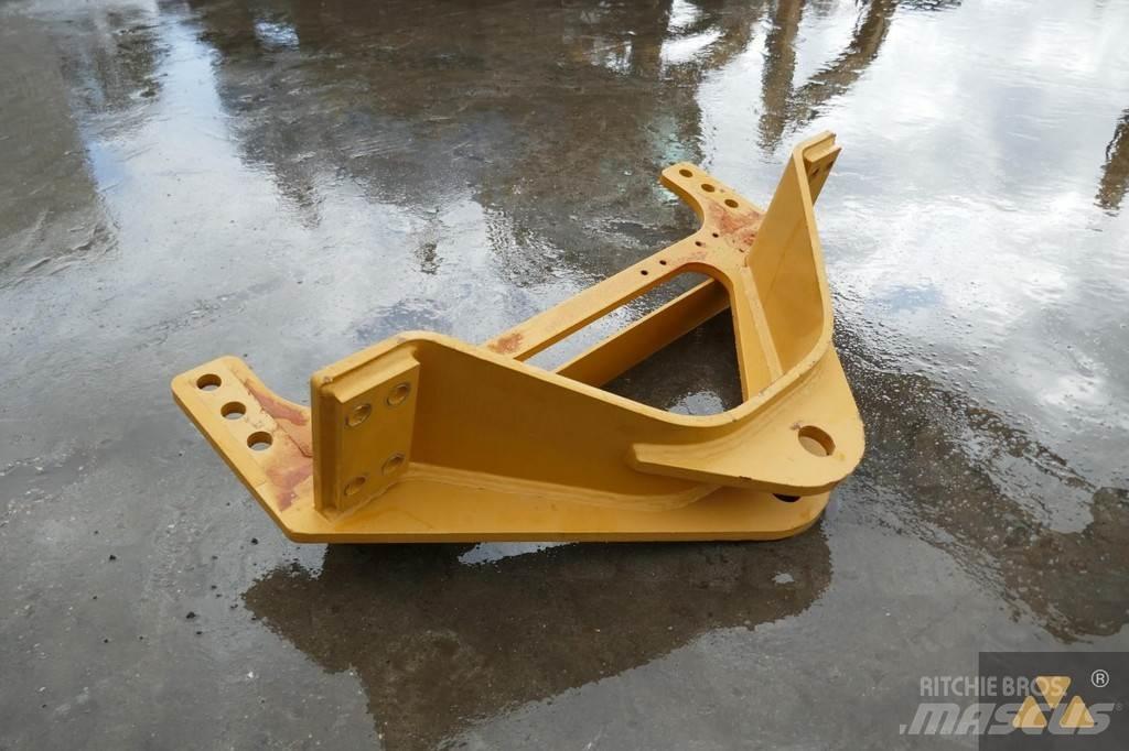 CAT 140M3 Drawbar Коммерческий транспорт - Другие