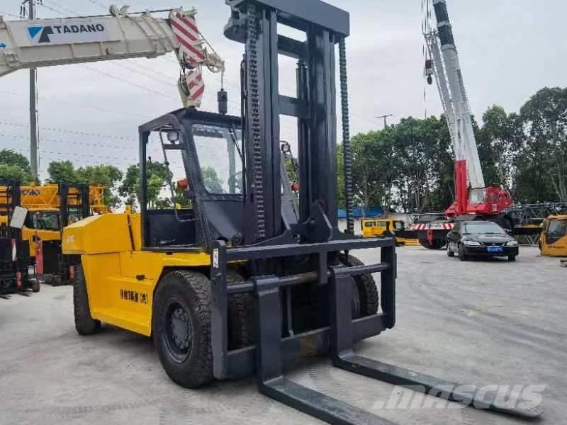Komatsu FD 160 Дизельные погрузчики