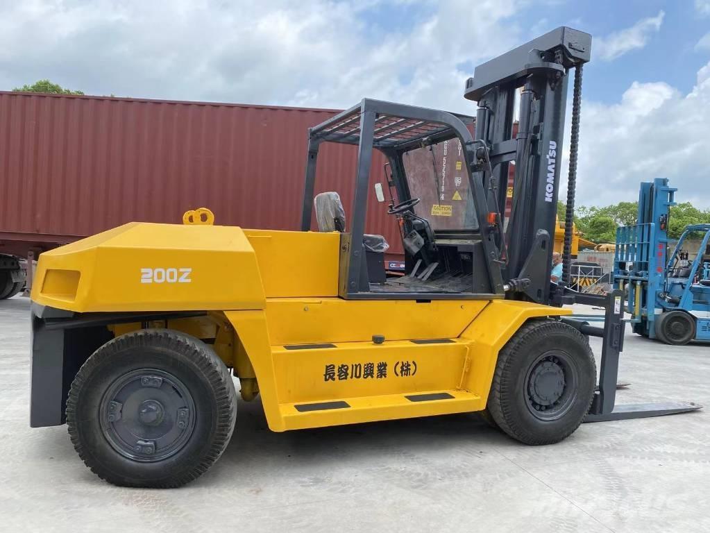 Komatsu FD 160 Дизельные погрузчики