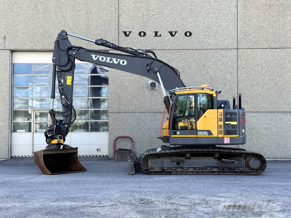 Volvo ECR 235 E Гусеничные экскаваторы