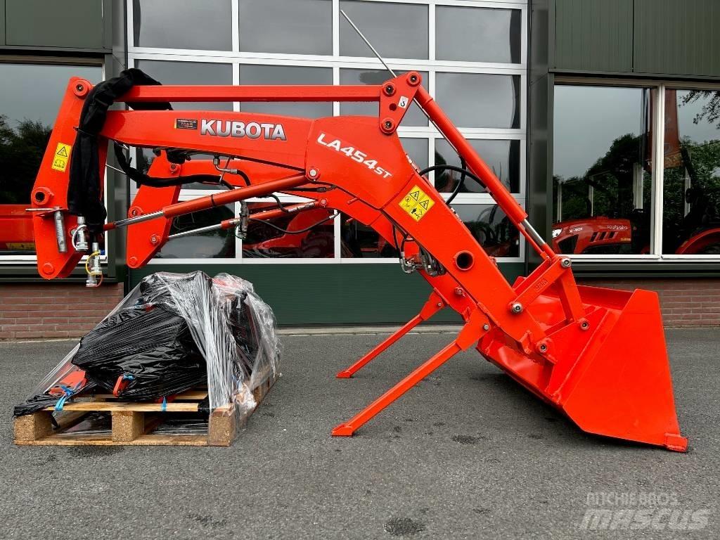 Kubota LA454ST Компактные навесные орудия