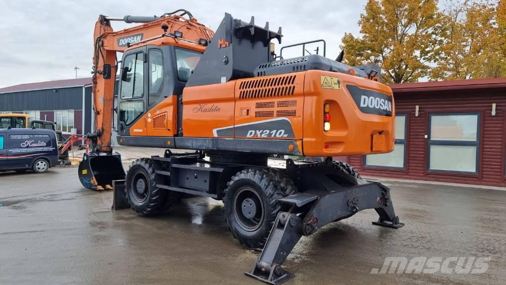 Doosan DX 210 W - 5 Колёсные экскаваторы