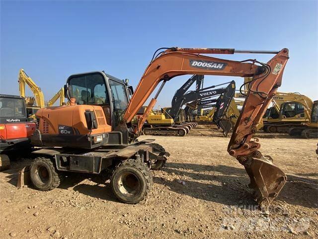 Doosan DX60W Мини-экскаваторы