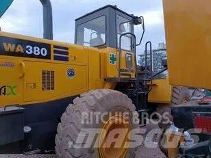 Komatsu WA 380 Фронтальные погрузчики