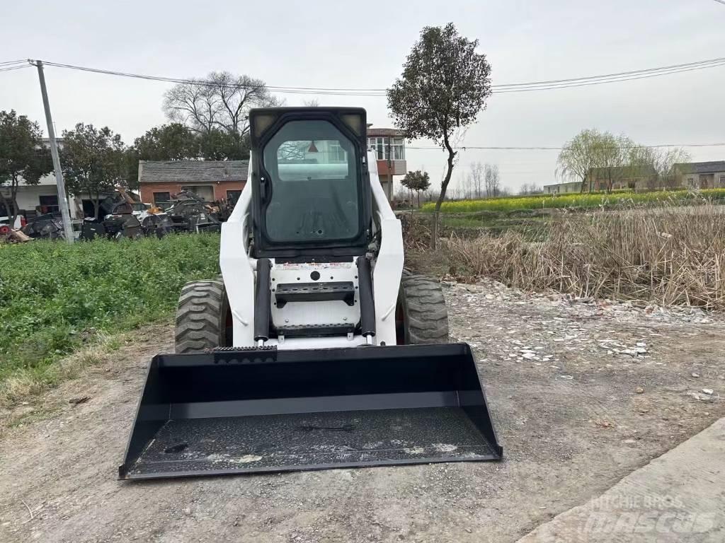 Bobcat S 300 Мини-погрузчики