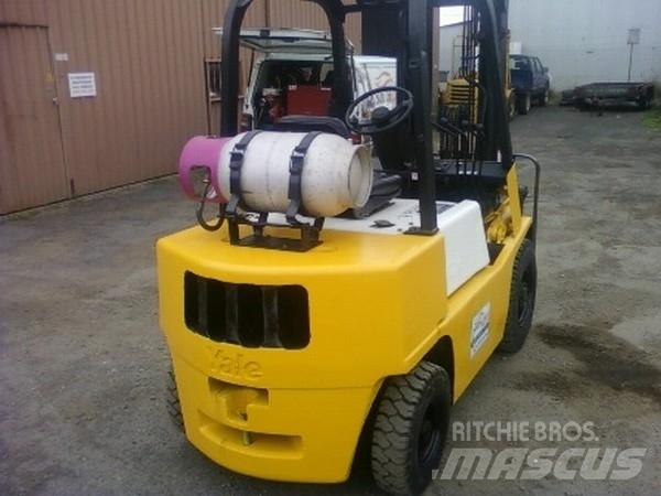 Yale 2.5 Tonne Газовые погрузчики
