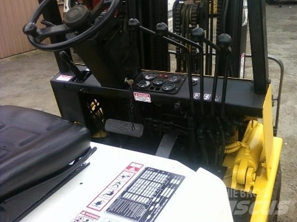 Yale 2.5 Tonne Газовые погрузчики