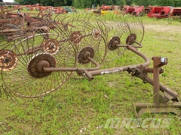  Saulīte 4 Грабли-ворошилки