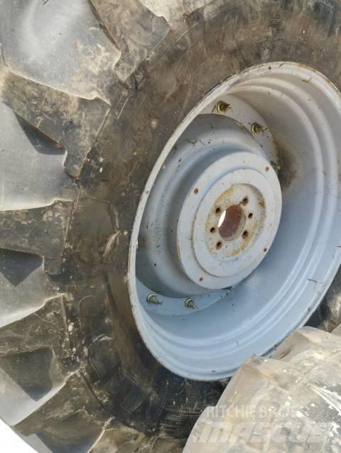Michelin 20.8R38 Шины и колёса