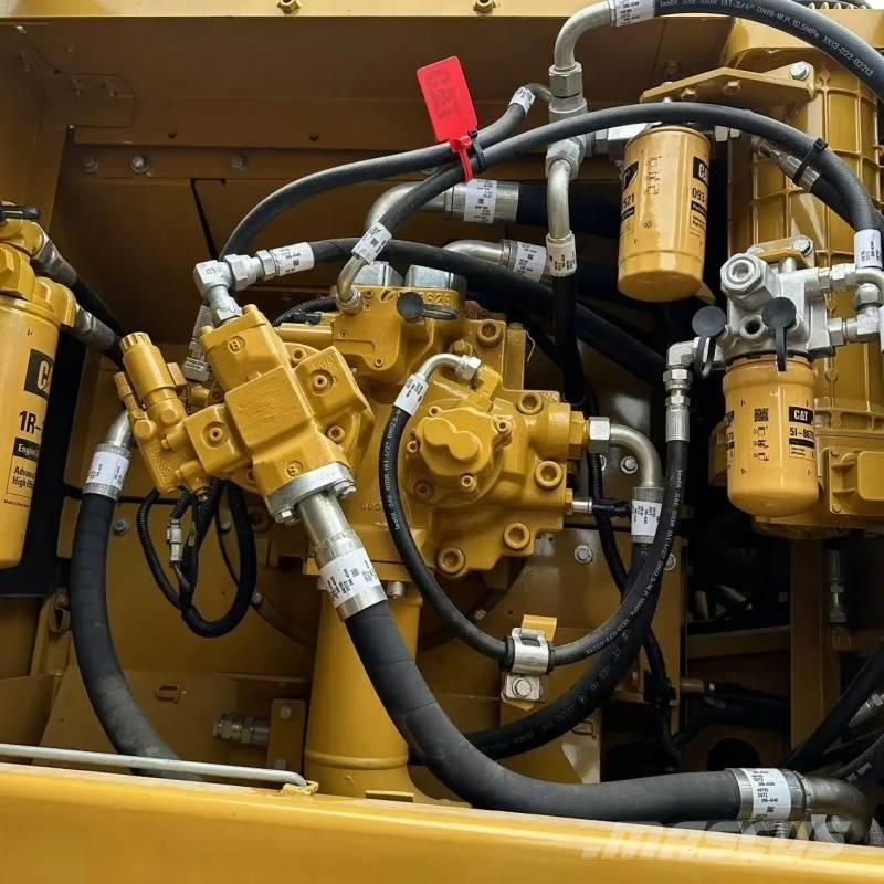 CAT 330 D Гусеничные экскаваторы