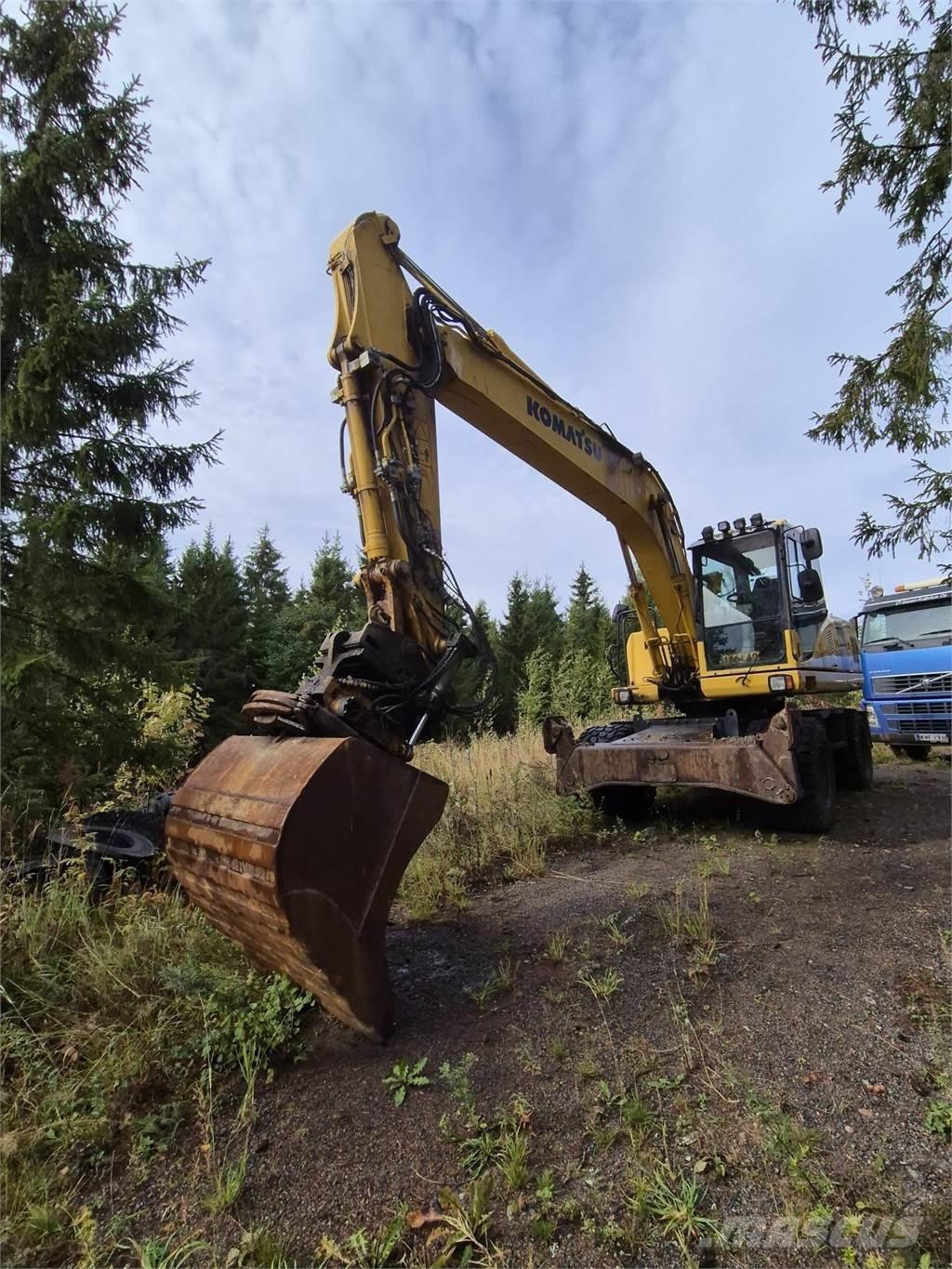 Komatsu PW180 ES-7 Колёсные экскаваторы