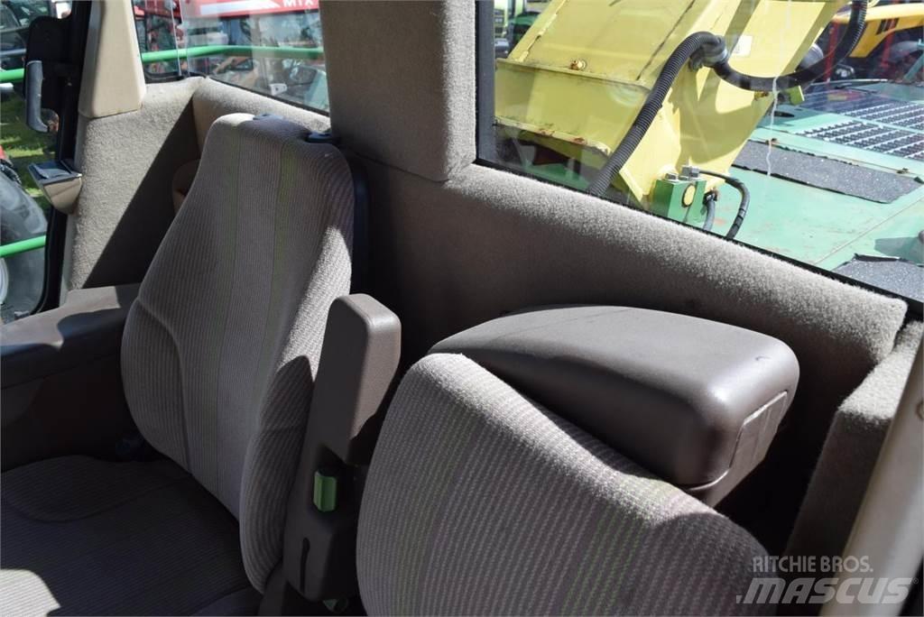 John Deere 7400 Самоходные кормоуборочные комбайны