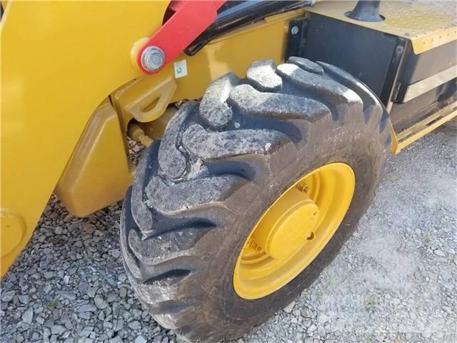 CAT 416 F Экскаваторы-погрузчики