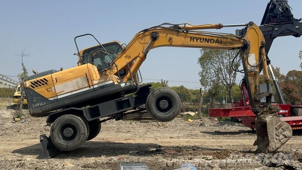 Hyundai R 150 W-9 Колёсные экскаваторы