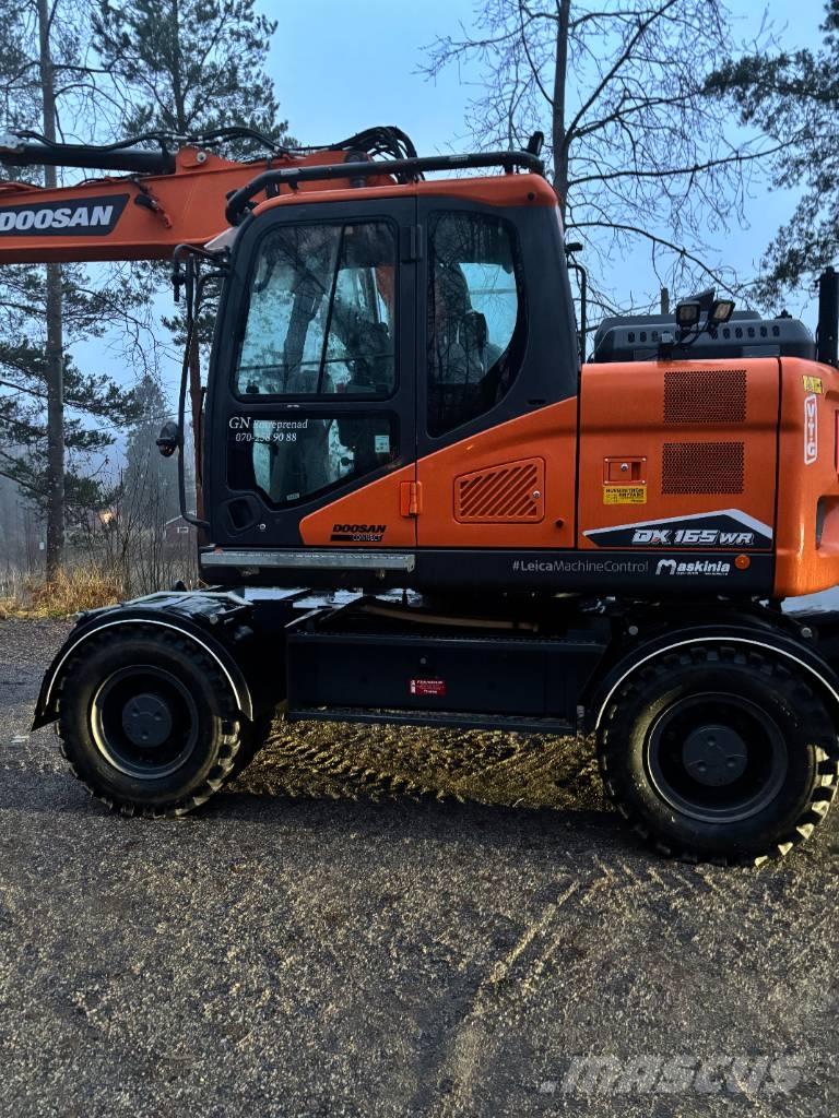 Doosan DX 165 W-7 Колёсные экскаваторы