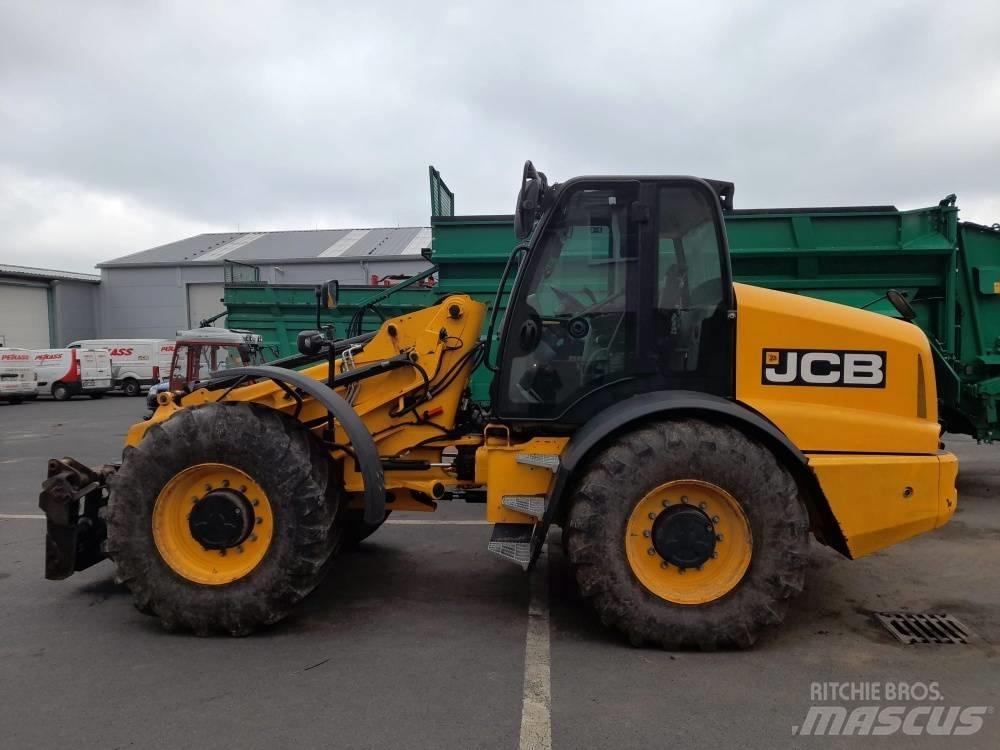 JCB TM 420 Сельскохозяйственные телескопические погрузчики
