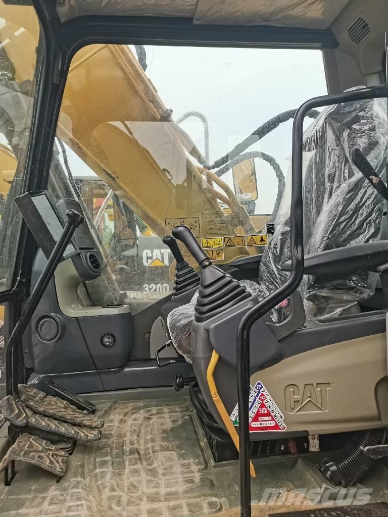 CAT 315D2 GC Гусеничные экскаваторы