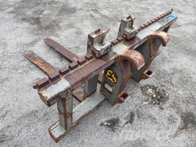 CAT 950 G forks Паллетные вилы для фронтальных погрузчиков