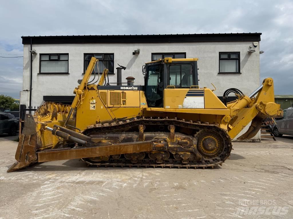 Komatsu D 155 AX-6 Гусеничные бульдозеры