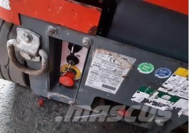 SkyJack SJ 12 Ножничные подъемники