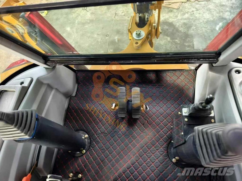 CAT 420 F Экскаваторы-погрузчики