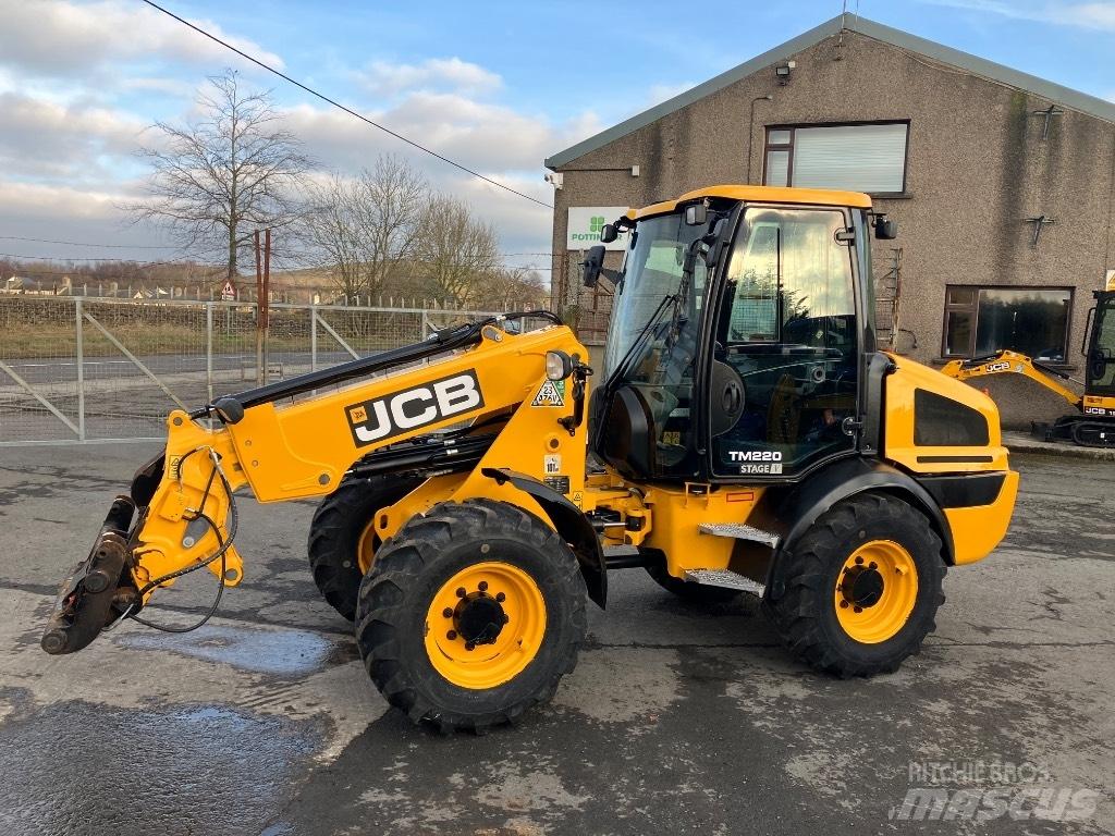 JCB TM220 Agri Сельскохозяйственные телескопические погрузчики