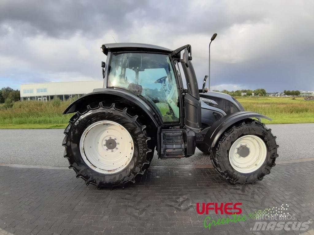 Valtra N134 Трактора