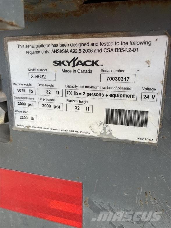 SkyJack SJ III 4632 Ножничные подъемники