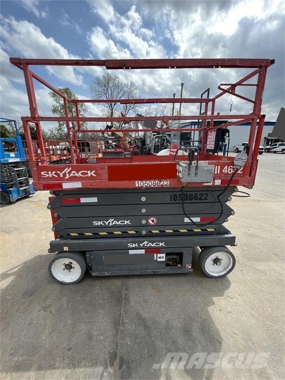 SkyJack SJ III 4632 Ножничные подъемники