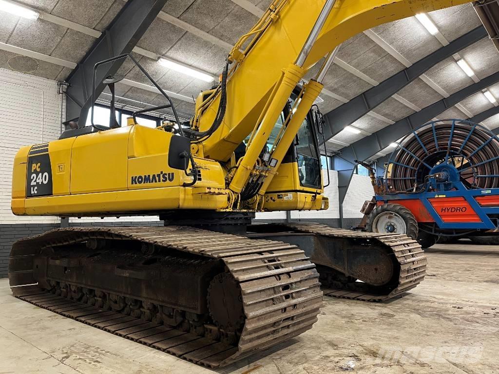 Komatsu PC 240 LC-8 Гусеничные экскаваторы