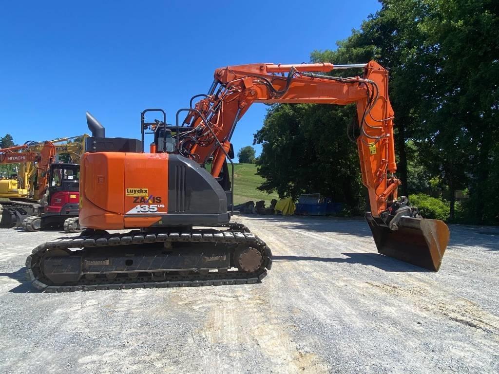 Hitachi ZX 135 US-6 Гусеничные экскаваторы