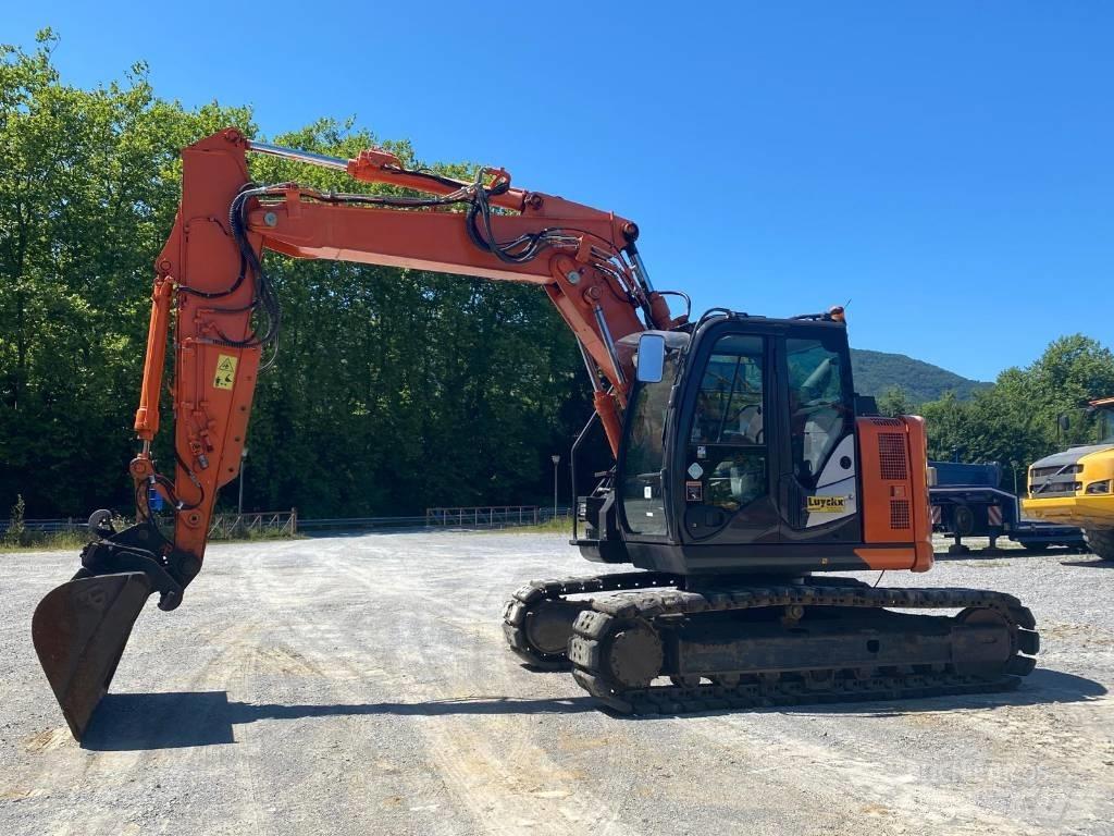 Hitachi ZX 135 US-6 Гусеничные экскаваторы