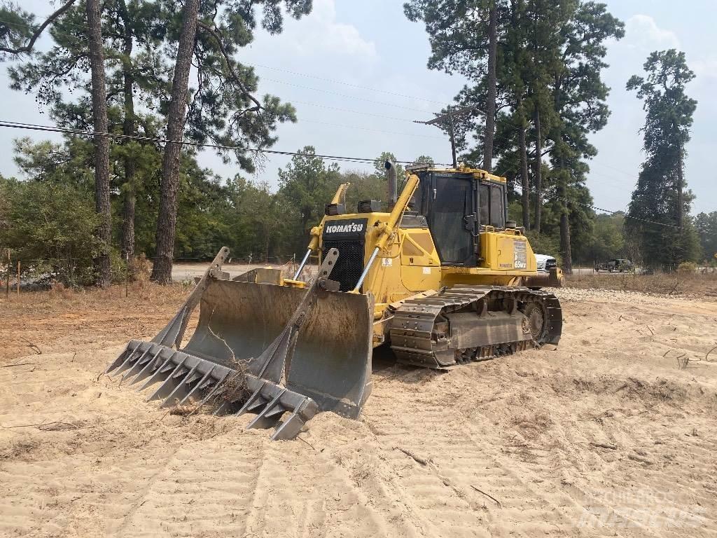 Komatsu D 65 WX-17 Гусеничные бульдозеры