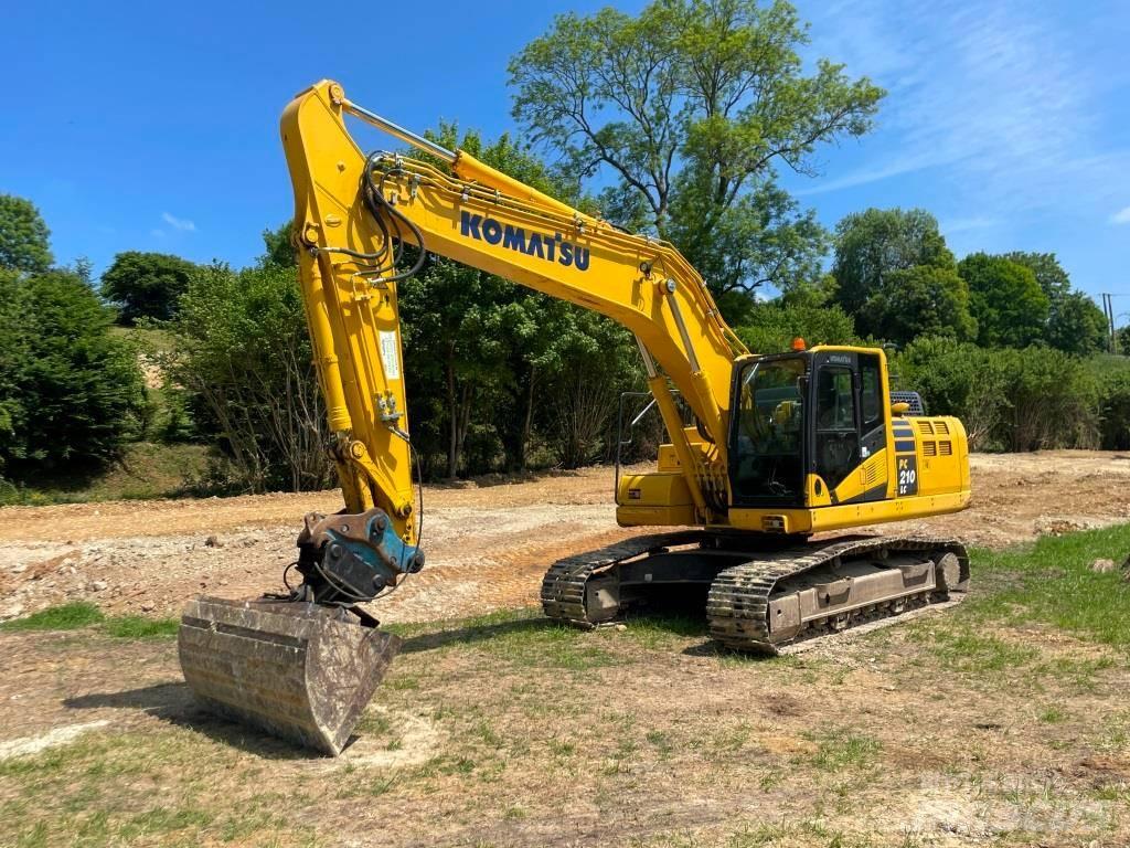 Komatsu PC210LC-11E0 Гусеничные экскаваторы