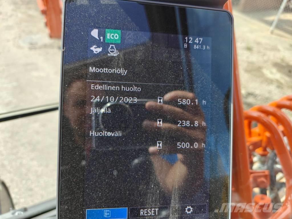 Hitachi ZX180LCN-7 Гусеничные экскаваторы