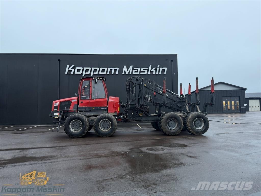 Komatsu 895 Форвардеры