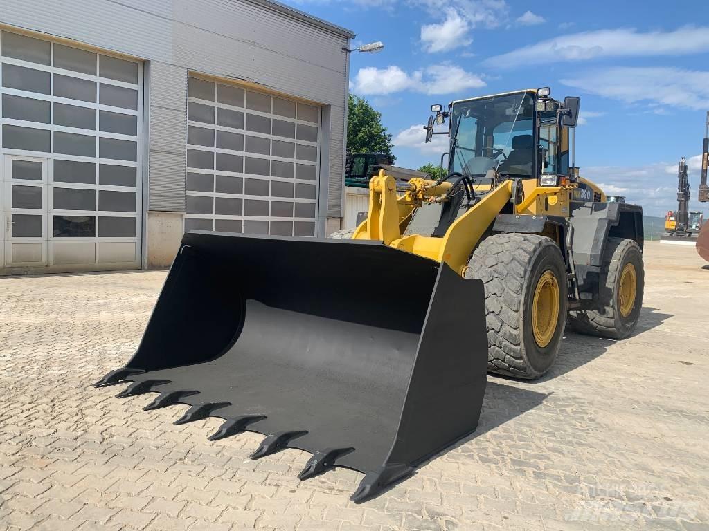 Komatsu WA 320-5H Фронтальные погрузчики