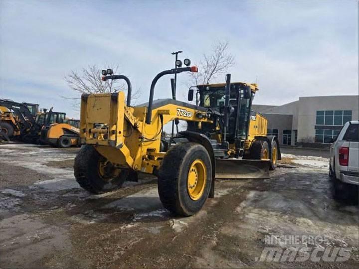 John Deere 772GP Грейдеры