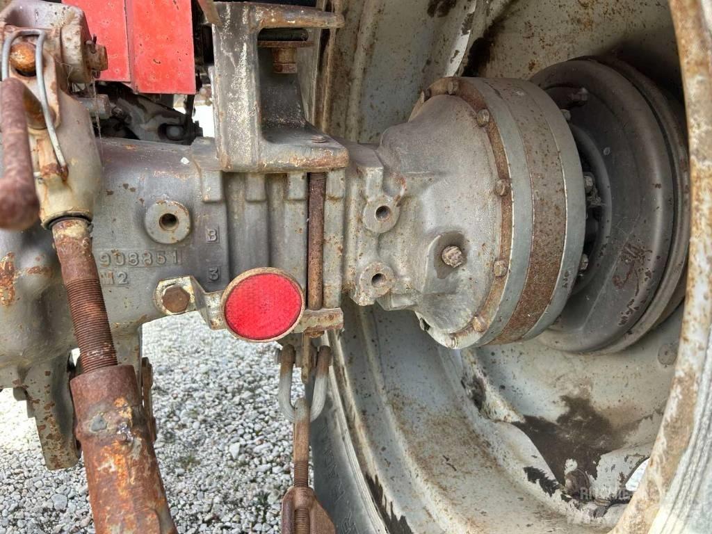 Massey Ferguson 590 Трактора