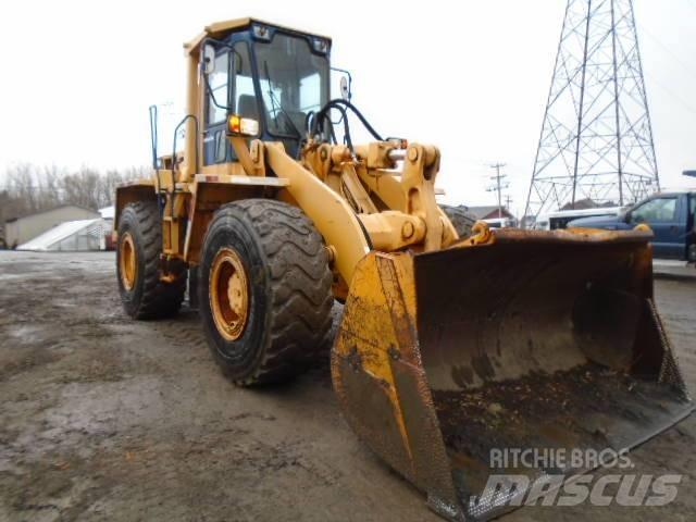 Komatsu WA 350-1 Фронтальные погрузчики
