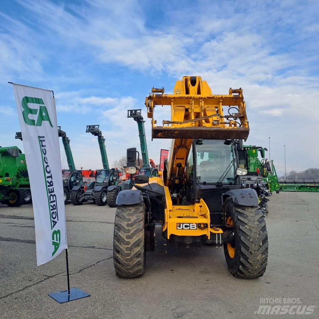 JCB 550-80 AGRIPLUS Телескопические погрузчики
