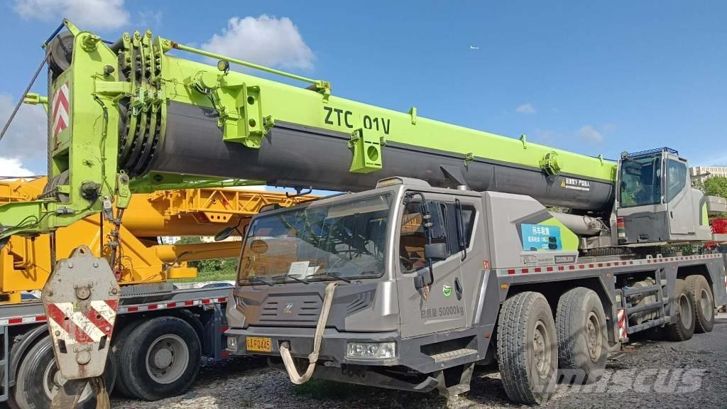 Zoomlion ZTC800 Автокраны