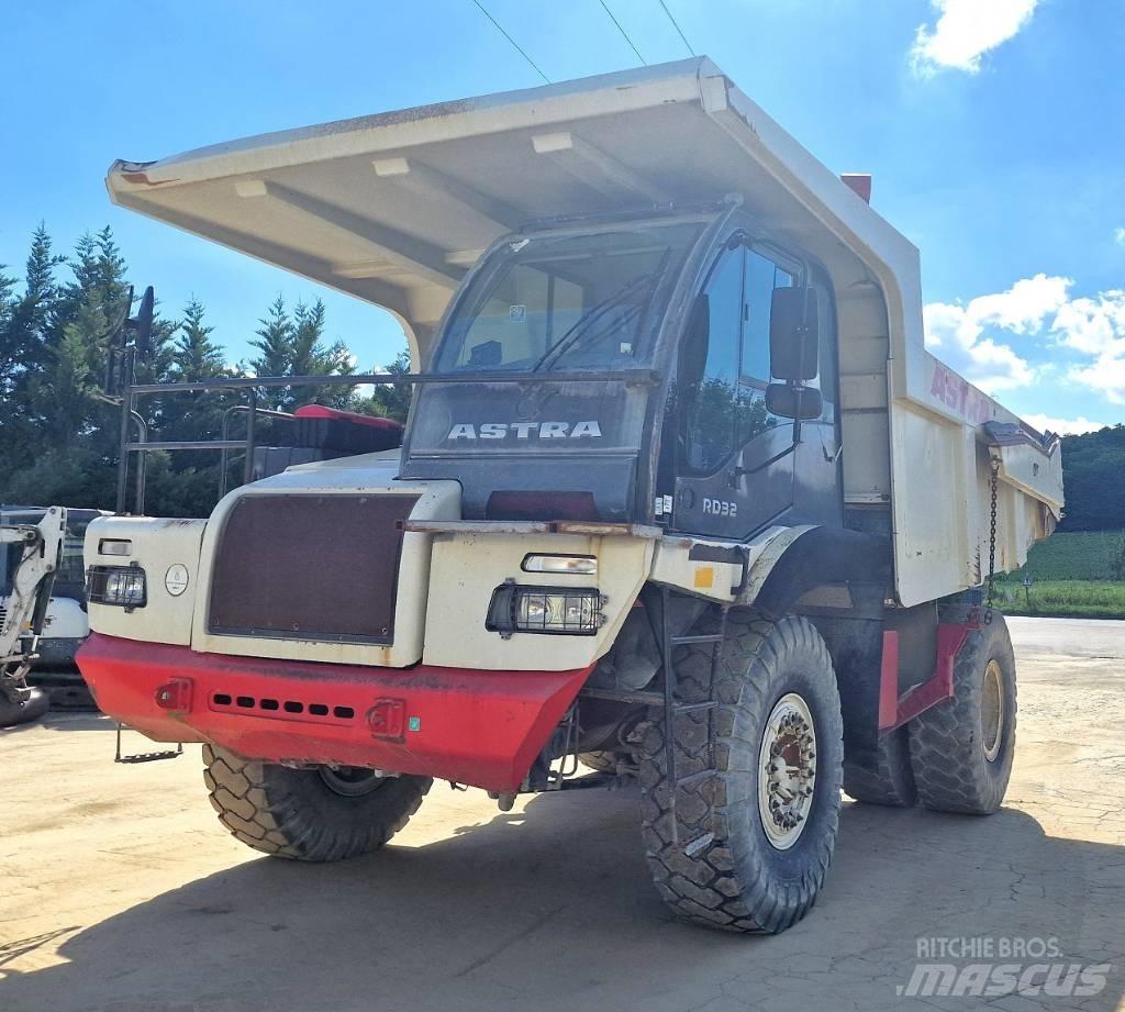 Astra RD 32 C Карьерные самосвалы