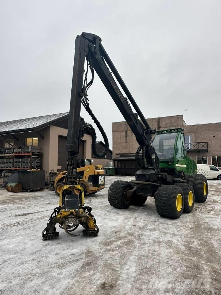 John Deere 1070 D Харвестеры