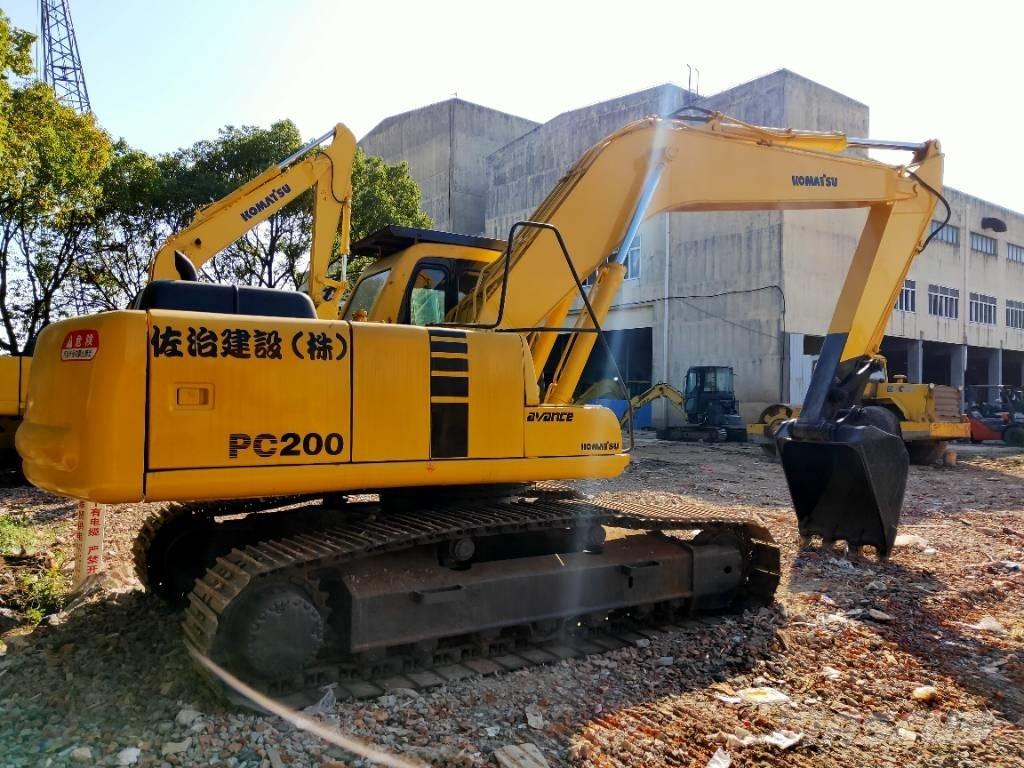 Komatsu PC200-6 Гусеничные экскаваторы