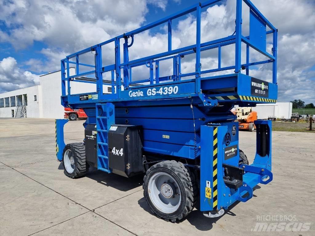 Genie GS 4390  RZ111 Ножничные подъемники