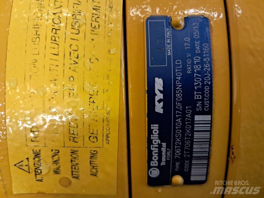 Komatsu PW 180-10 Трансмиссии и КПП